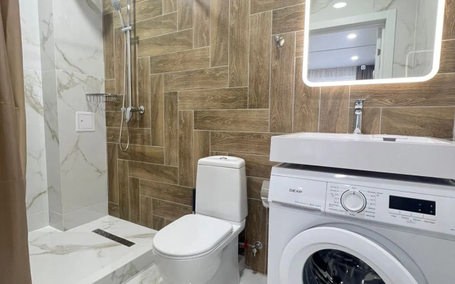 Uyutnaya Studiya So Svoim Otdelnym Vkhodom S Bassenom Apartments