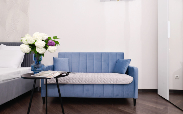 V klassicheskom stile na Komsomolskoy Flat