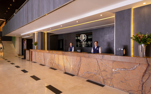 Отель DoubleTree by Hilton Novosibirsk