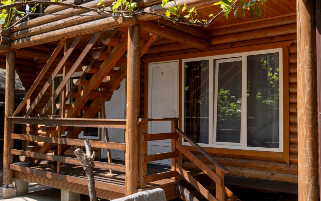 Lyubimy Dvorik Guest house
