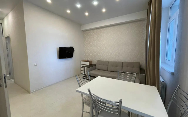 602 Na Krymskoy 89 Apartments