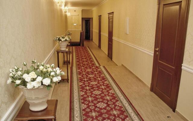 Kelarskaya Naberezhnaya Mini-Hotel