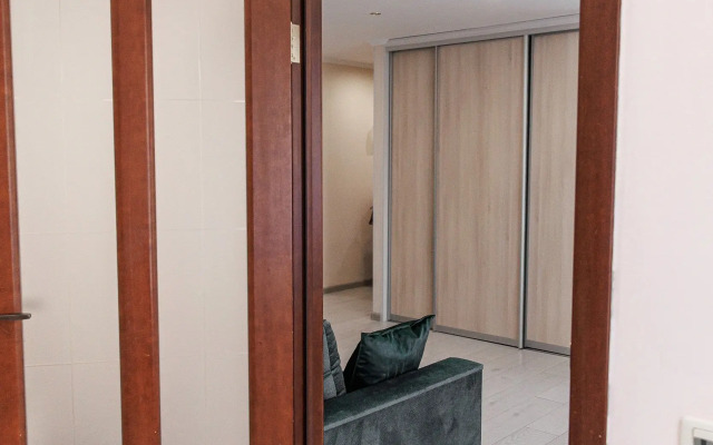 Dvukhkomnatnye Rukavishnikova 11 Apartments