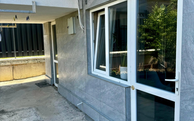 Квартира Студия рядом с двумя Торговыми Центрами