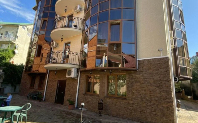 Golden House Guest House