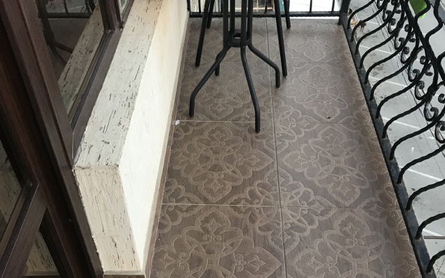 Na Vardaniya 7 Apartments