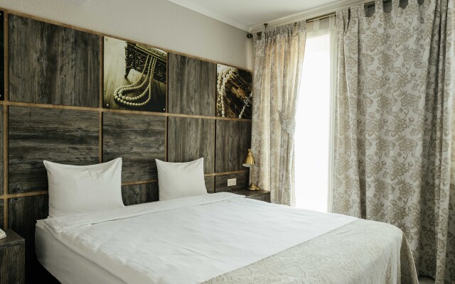 Customs House Hotel & SPA Hotel