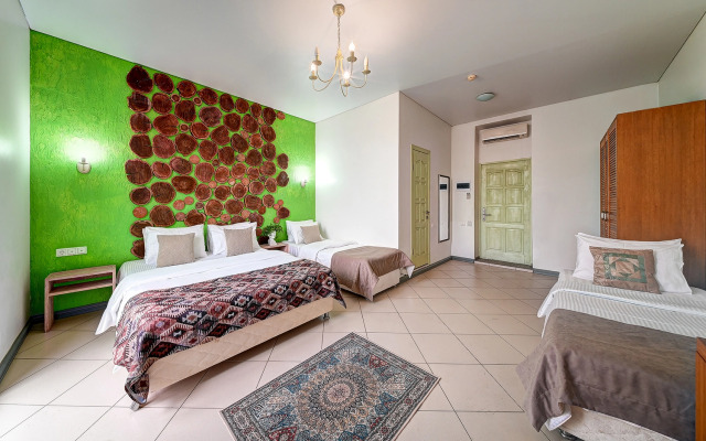 Gora Tsarya Bagrata Hotel 