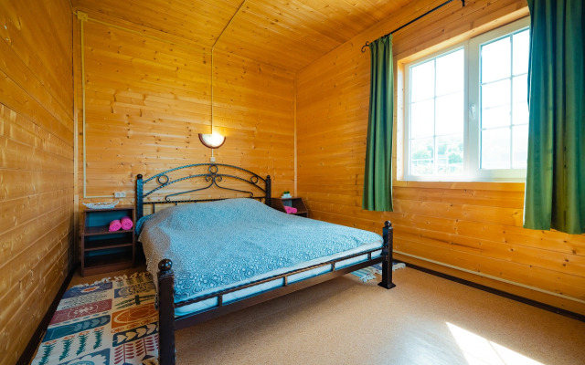 Частный дом на берегу озера Плещеево 57Б