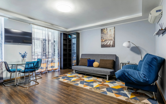 Uluchshennaya dvuhkomnatnaya vo vnutrennem dvorike Baumana Flat