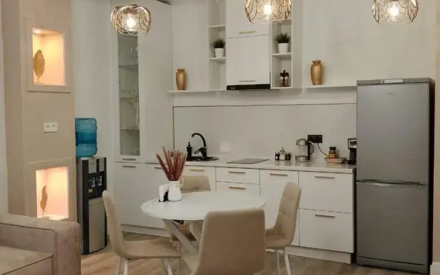 Golden Sand Apartments