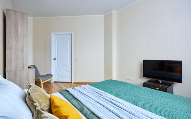 Komfortabelnaya Ryadom S Krasnoarmeyskoy Flat