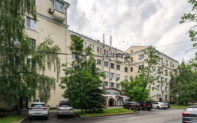 Ogromnaya Dvukhkomnatnaya Dlya 5 Chelovek U Moskva Siti Flat