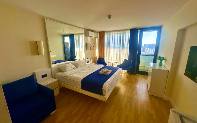 Квартира Sea view vip resort 4069