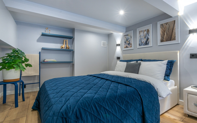 Apartments Queenstay Gold Femili Na Voykovskoy