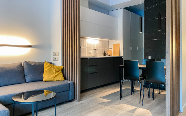 Студия с террасой с панорамным видом на горы