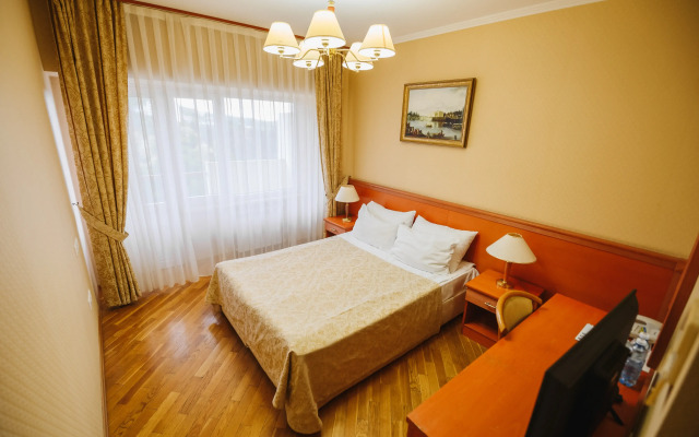 Интурист Конгресс-отель