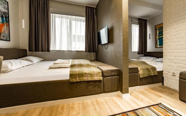 Belgrade Inn Hotel