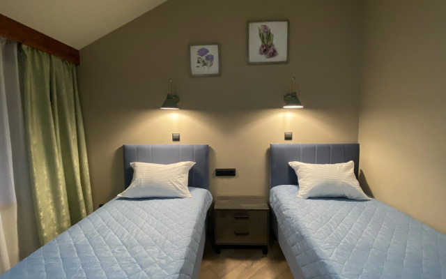 Апартаменты Студия 2 Дворик Друзей