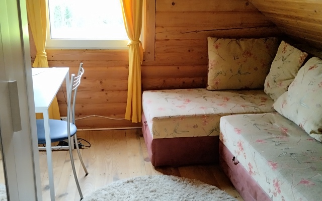 Sredi Ozer Private House