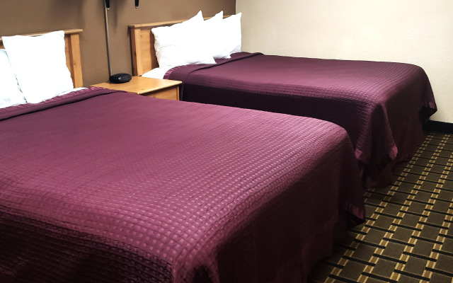 Отель Coratel Inn&Suites Mankato