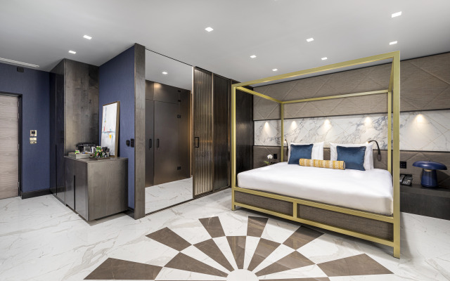 Lure Hotel