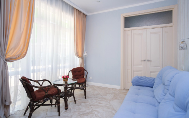 Red Apartments Art Layt Siti Apartament Frida Apartments