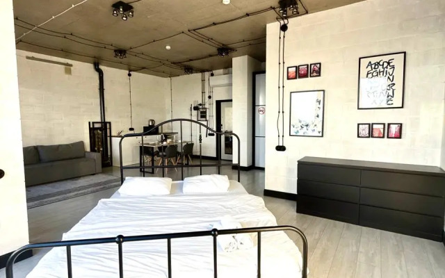 Апартаменты 1503 Верхнеторговая площадь 4