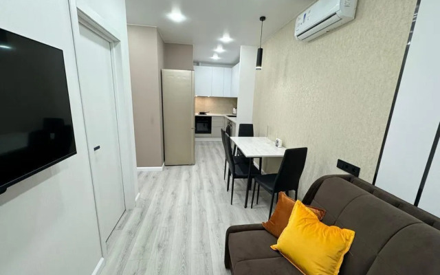 Dvukhkomnatnaya V Zhk Flora Flat