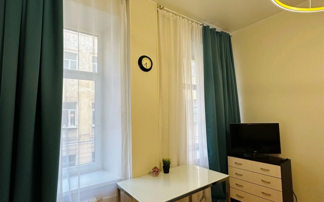 on Rubinstein Living quarters