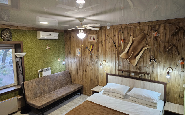Lemon Joe Hotel