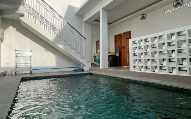 Вилла Carik Kerobokan Seminyak Canggu