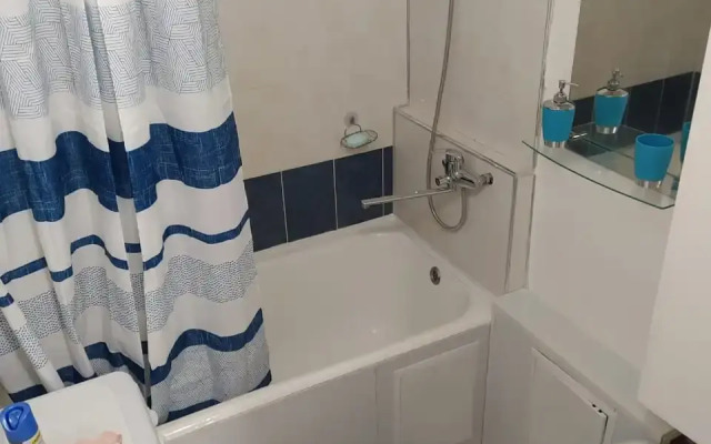 Апартаменты на Немировича-Данченко 147