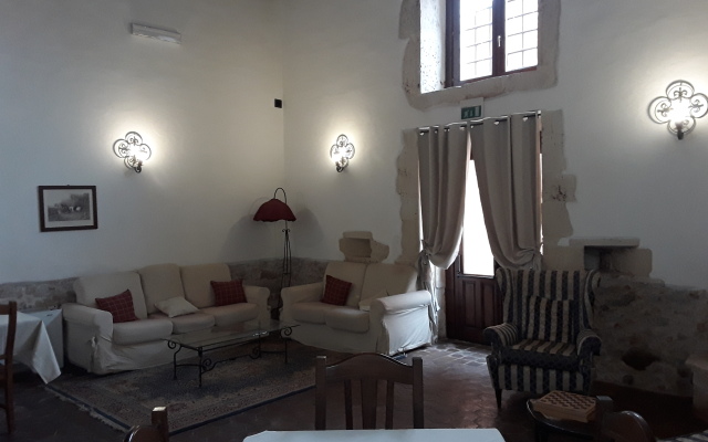 Lady Lusya Hotel