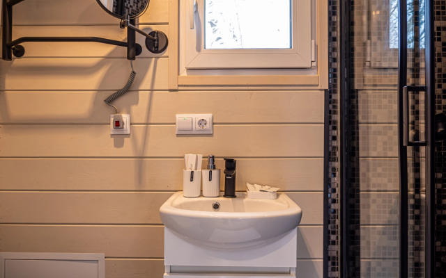 Коттедж Премиум с Терассой и Красивым Видом в Терсколе от Квартирукинг