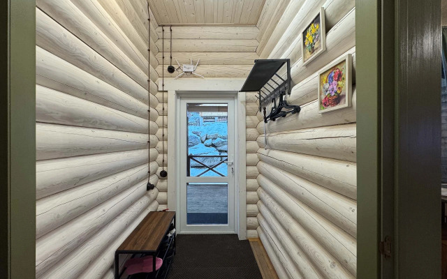 Частный дом У друзей сруб