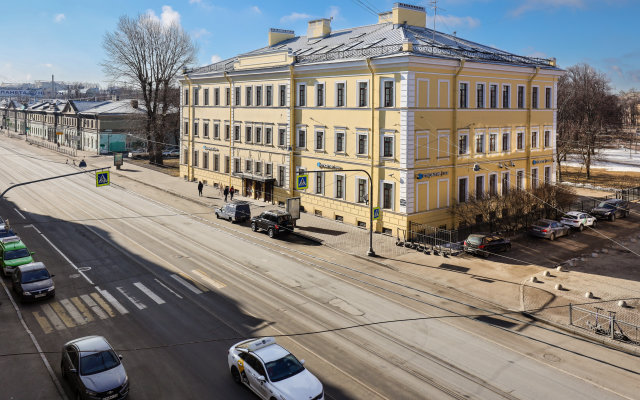 Bombflat Na Zvenigorodskoy Apartments