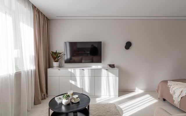 Yevrouyut svetlaya studiya vozle dostoprimechatelnostey Flat