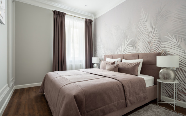 Апартаменты LetYourFlat King