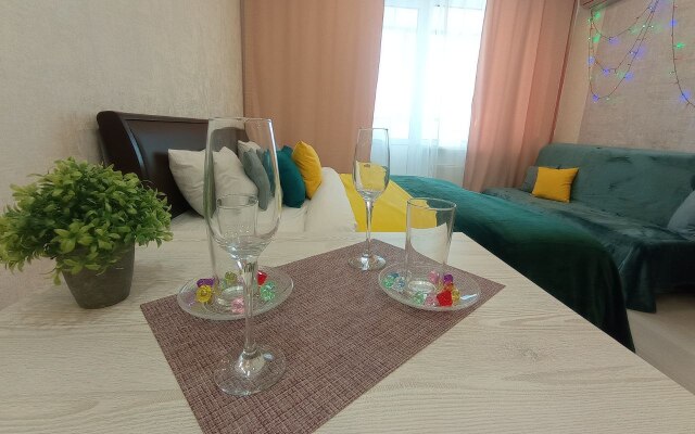 Live-In-Comfort Na Vysotnoy 9-17 Flat