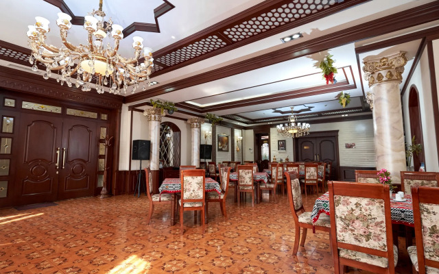 Rakat Plaza Hotel