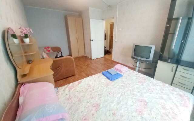 Apartments na Amurskom Bulvare 19A