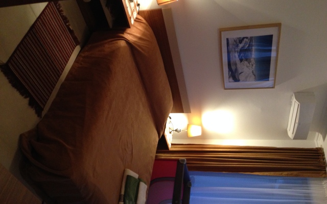Akrotiriya Aparthotel