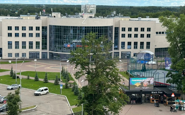 Kvartira Uutnaa i Komfortnaa Vblizi Dvorca Sporta Ubilejnyj