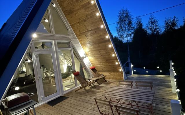 Sazonki Hill A-Frame Village Guest house