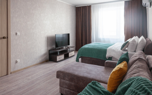 Uyutnaya kvartira na bulvare Admirala Pustoshkina Apartments