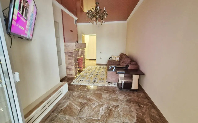 Khoromy V Tsentre Flat