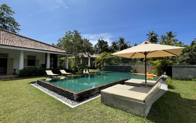 Claire Villa by Younger Villas & Resorts
