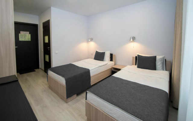 Hotel Maksim Belaya Bashnya