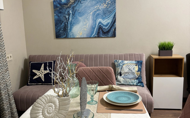 Na Tsvetochnoy Ulitse 30/1 Flat